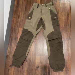 Fjallraven G-1000 pants, US 29
